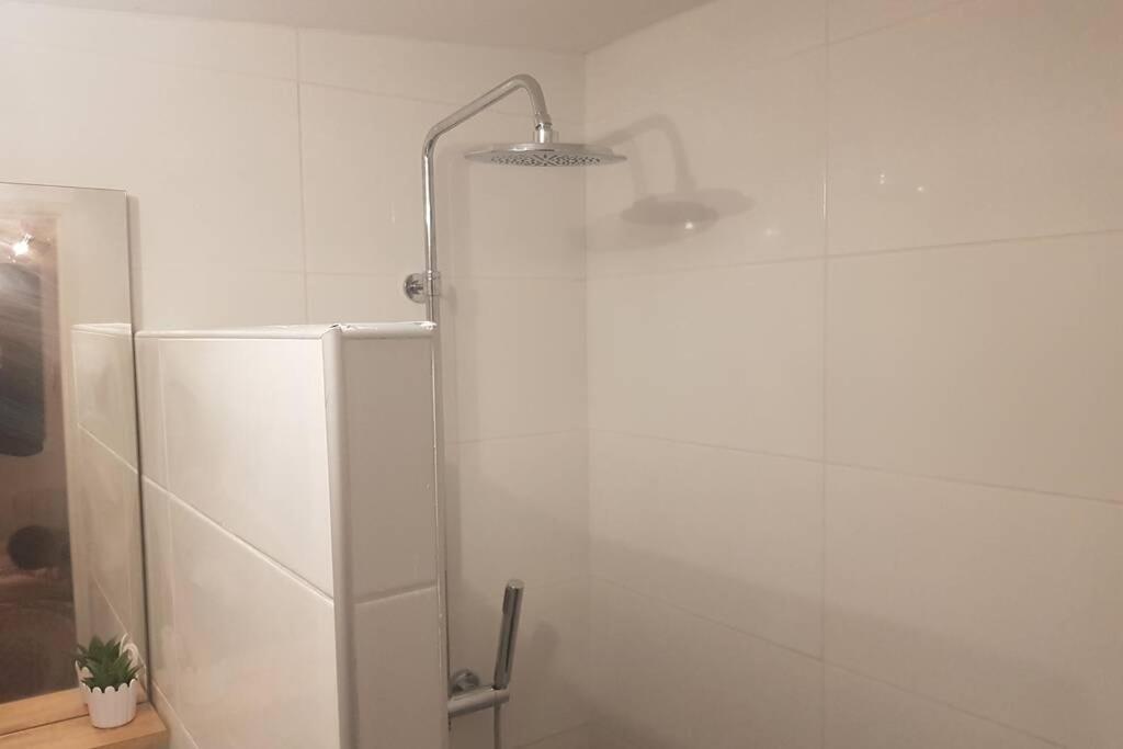 شقة Petite Maison Au Calme Macey  المظهر الخارجي الصورة